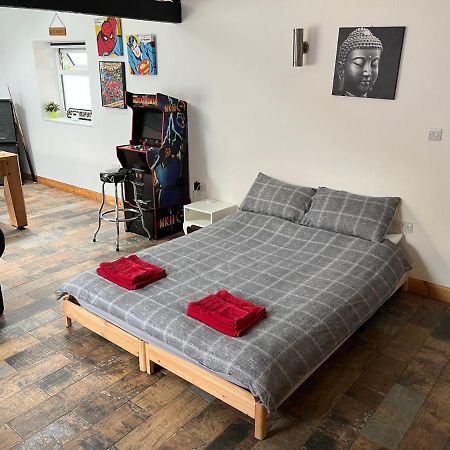 Апартаменты The Dog House Бёкенхэд Экстерьер фото